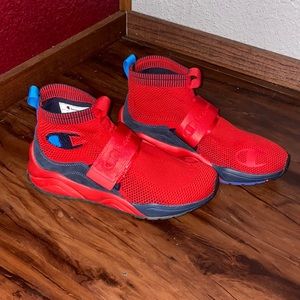 Champion tennis shoes